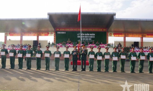 六岁小孩发烧流清鼻涕呕吐吃什么药-小孩咳嗽流鼻涕呕吐发烧吃什么药效果好网—知名的小孩咳嗽呕吐流鼻涕怎么办网站,分享孩子咳嗽流鼻水发烧知识